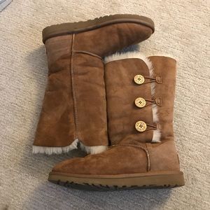 Ugg Bailey button shoes